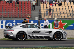 Safety car sul luogo dell'incidente di Brendon Hartley, Scuderia Toro Rosso STR13
