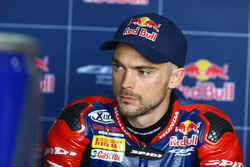 Leon Camier, Honda WSBK Team