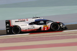 #2 Porsche Team Porsche 919 Hybrid: Timo Bernhard, Earl Bamber, Brendon Hartley