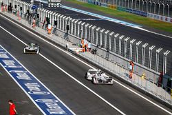 Jose Maria Lopez, Dragon Racing, et Lucas di Grassi, Audi Sport ABT Schaeffler dans les stands