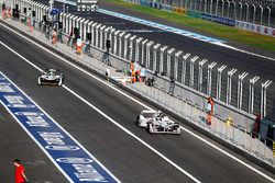 Jose Maria Lopez, Dragon Racing, leaves the pits as Lucas di Grassi, Audi Sport ABT Schaeffler, ente