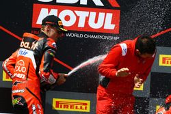Podio: Chaz Davies, Aruba.it Racing-Ducati SBK Team
