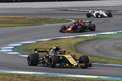 Carlos Sainz Jr., Renault Sport F1 Team R.S. 18