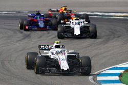 Sergey Sirotkin, Williams FW41, leads Lance Stroll, Williams FW41