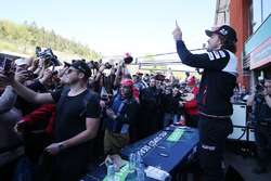 Fernando Alonso, Toyota Gazoo Racing during, pendant la séance d'autographes