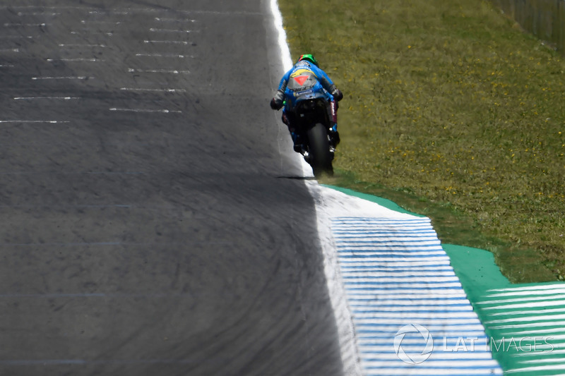 Franco Morbidelli, Estrella Galicia 0,0 Marc VDS, on the grass