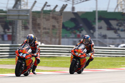 Miguel Oliveira, Red Bull KTM Ajo, Brad Binder, Red Bull KTM Ajo
