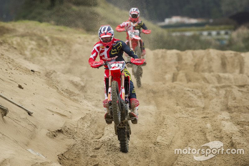 Calvin Vlaanderen dan Tim Gajser, Team HRC