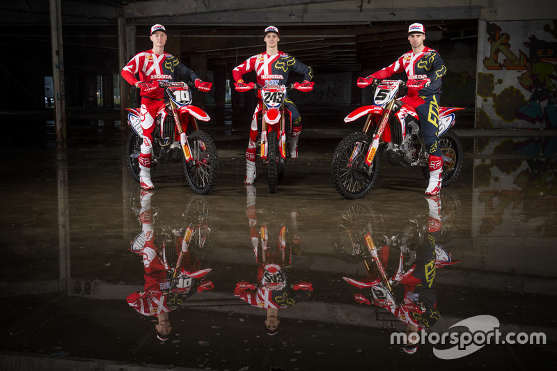 Calvin Vlaanderen, Tim Gajser dan Brian Bogers, Team HRC