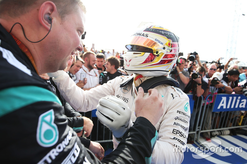 1er - Lewis Hamilton (Mercedes)