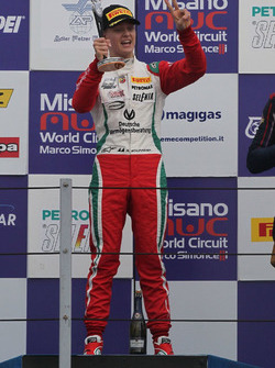 Le vainqueur Mick Schumacher, Prema Power Team