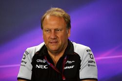 Robert Fernley, directeur adjoint Sahara Force India F1 Team lors de la conférence de presse de la FIA