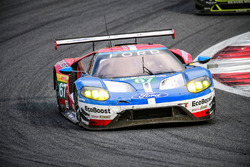#67 Ford Chip Ganassi Racing Team UK Ford GT: Andy Priaulx, Harry Tincknell