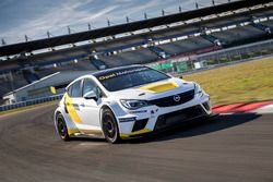 Opel Astra TCR