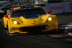 #4 Corvette Racing Chevrolet Corvette C7.R: Oliver Gavin, Tommy Milner
