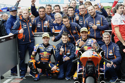 Podium: racewinnaar Brad Binder, Red Bull KTM Ajo, derde plaats Bo Bendsneyder, Red Bull KTM Ajo