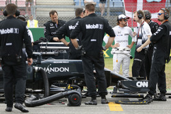 Fernando Alonso, McLaren sur la grille