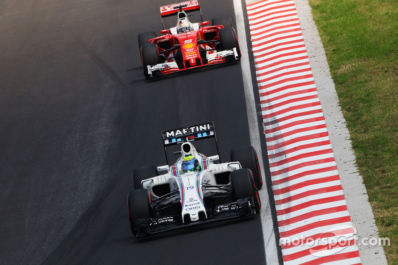 ... Felipe Massa teve uma corrida abaixo do esperado e terminou em um discreto 18º lugar, chegando à terceira prova sem pontuar. Massa segue em nono no Mundial de Pilotos.