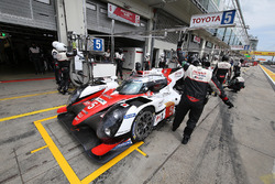 #5 Toyota Racing Toyota TS050 Hybrid: Anthony Davidson, Sébastien Buemi, Kazuki Nakajima