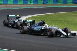 Lewis Hamilton, Mercedes AMG F1 W07 Hybrid y Nico Rosberg, Mercedes AMG F1 W07 Hybrid