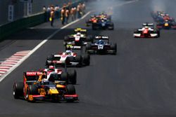 Antonio Giovinazzi, PREMA Racing on the warm up lap