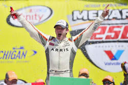 Race winner Daniel Suarez, Joe Gibbs Racing Toyota