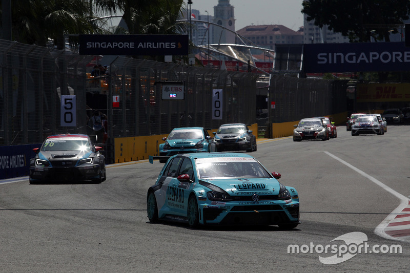 Stefano Comini, Volkswagen Golf GTI TCR, Leopard Racing