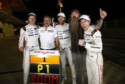 Race winners #1 Porsche Team Porsche 919 Hybrid: Timo Bernhard, Mark Webber, Brendon Hartley, Fritz Enzinger, Vice President LMP1, Porsche Team, Magnus Walker