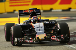 Daniil Kvyat, Scuderia Toro Rosso STR11