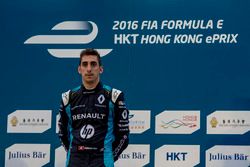 Podium: Le vainqueur Sébastien Buemi, Renault e.Dams