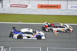 #37 KeePer TOM'S RC Fと#31 TOYOTA PRIUS apr GT
