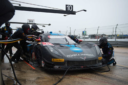 #10 Wayne Taylor Racing Corvette DP: Ricky Taylor, Jordan Taylor, Max Angelelli, Rubens Barrichello