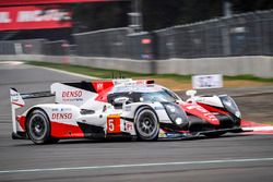 #5 Toyota Racing Toyota TS050 Hybrid: Anthony Davidson, Sébastien Buemi, Kazuki Nakajima