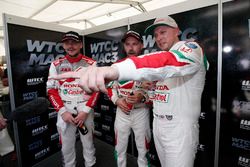 Norbert Michelisz, Honda Racing Team JAS, Honda Civic WTCC; Tiago Monteiro, Honda Racing Team JAS, H