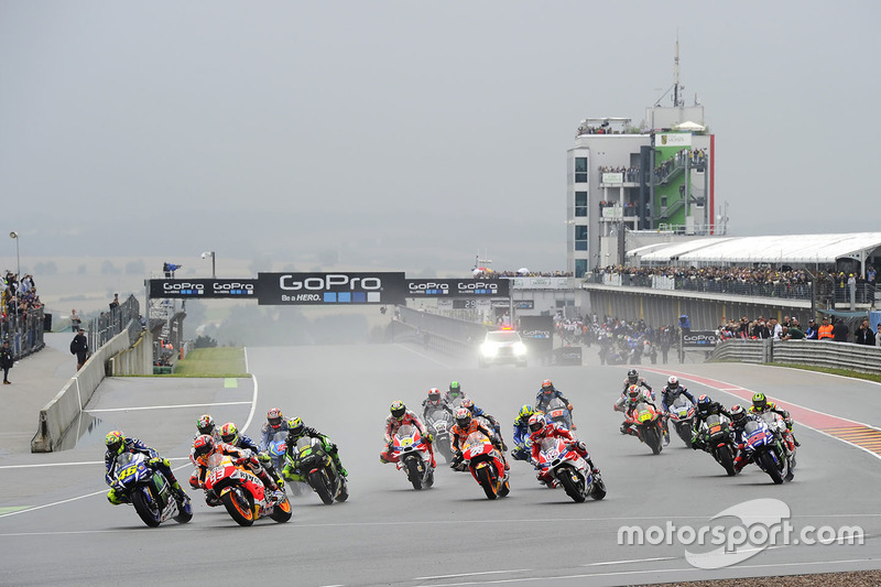 Comienzo de la carrera de MotoGP en Sachsenring de 2016