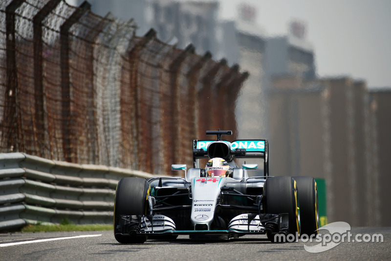 Lewis Hamilton, Mercedes AMG F1 W07 Hybrid