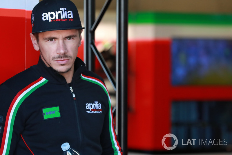 Scott Redding: "Tem sido um fim de semana de merda. Você não pode fazer um pedaço de merda brilhar. Eu sei que soa duro e eu não deveria dizer isso, mas é o que é."