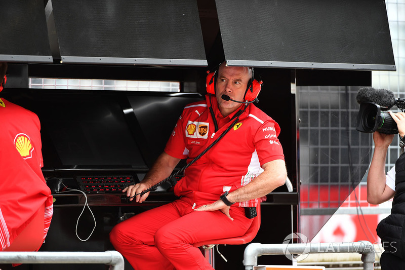 Clear masih belum secara eksplisit meminta Raikkonen membiarkan Vettel lewat