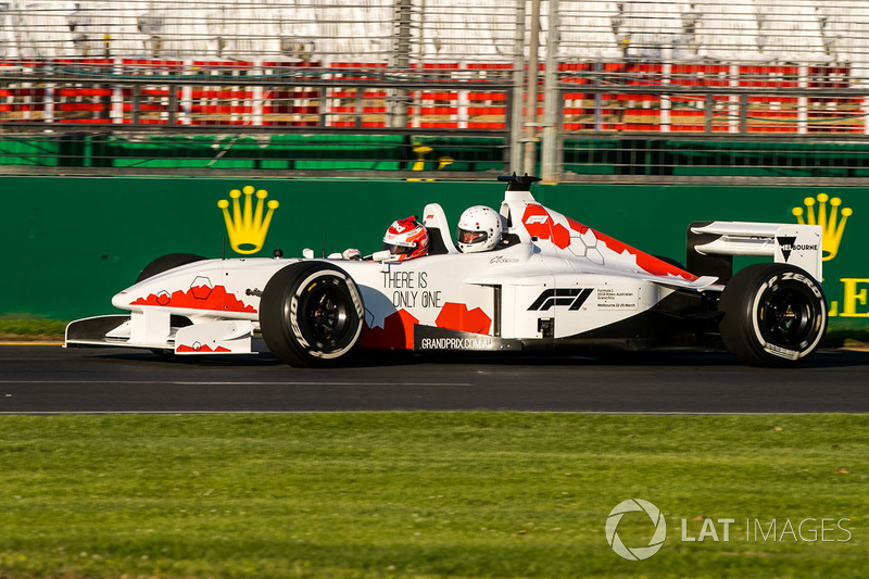 Уилл Дэвидсон, F1 Experiences 2-Seater driver