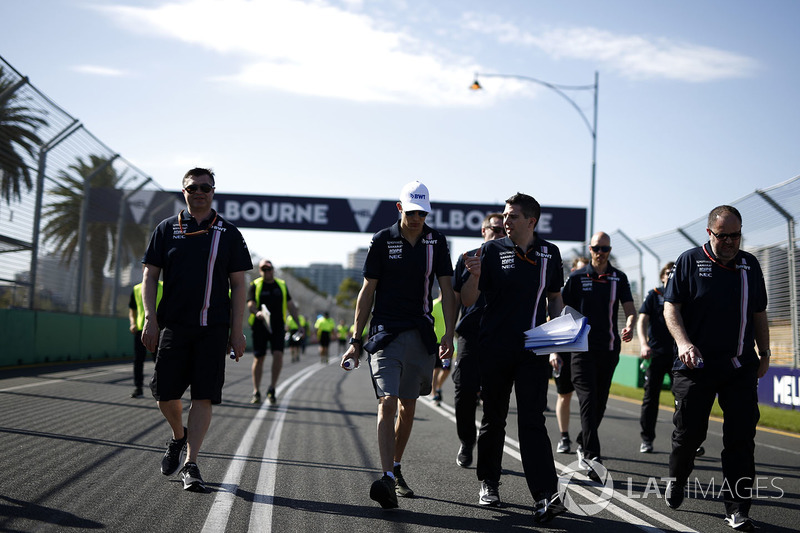 Esteban Ocon, Force India F1 walks the track