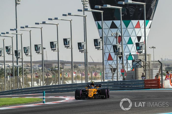 Carlos Sainz Jr., Renault Sport F1 Team RS17