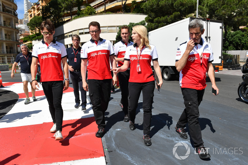 Charles Leclerc, Sauber walks the track with Xevi Pujolar, Sauber Head of Track Engineering and Ruth Buscombe, Sauber Race Strategist