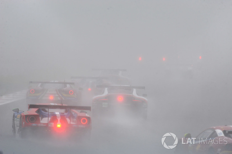 Acción con niebla