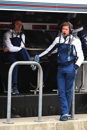 Rob Smedley, Williams Head of Vehicle Performance en Paddy Lowe, Williams Shareholder en Technical D