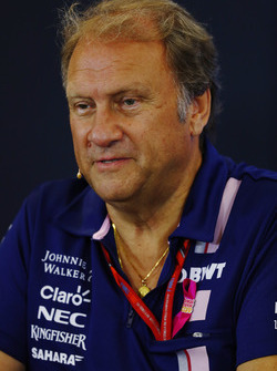 Bob Fernley, Team Principal adjoint Force India, lors de la conférence de presse