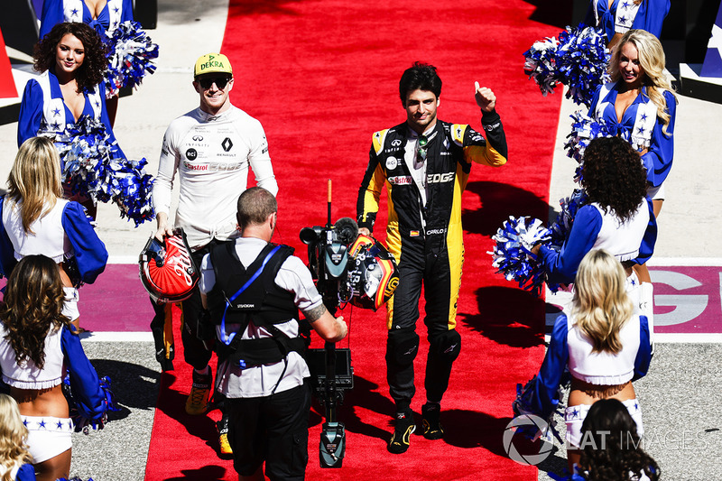 Гонщики Renault Sport F1 Team Нико Хюлькенберг и Карлос Сайнс-мл.