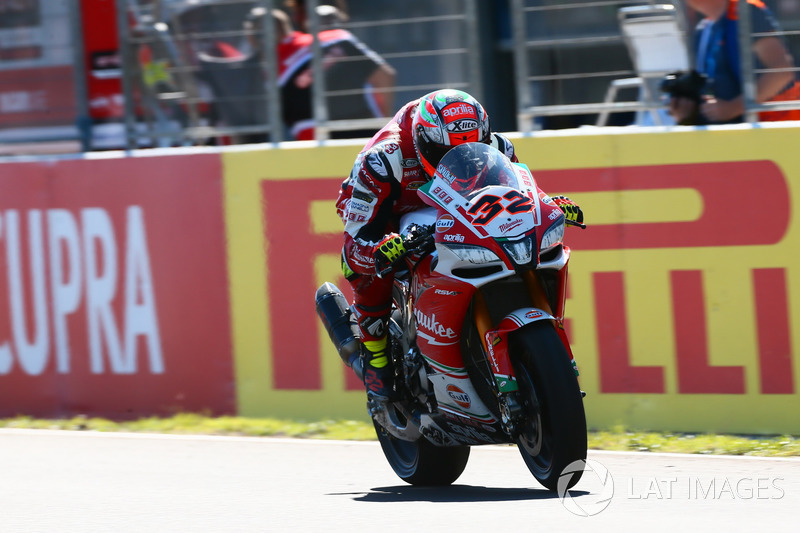 Lorenzo Savadori, Milwaukee Aprilia