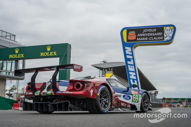 #69 Ford Chip Ganassi Racing Ford GT