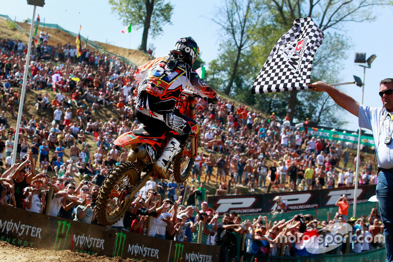 16 en eerste wereldtitel - Faenza, 2011
