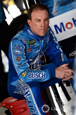 Kevin Harvick, Stewart-Haas Racing, Ford Fusion Busch Light